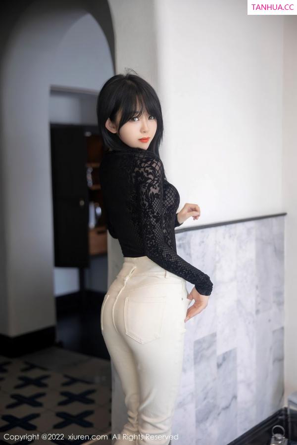 小奶瓶呜呜  [XiuRen]高清写真图 2022.08.04 No.5386 奶瓶第8张图片